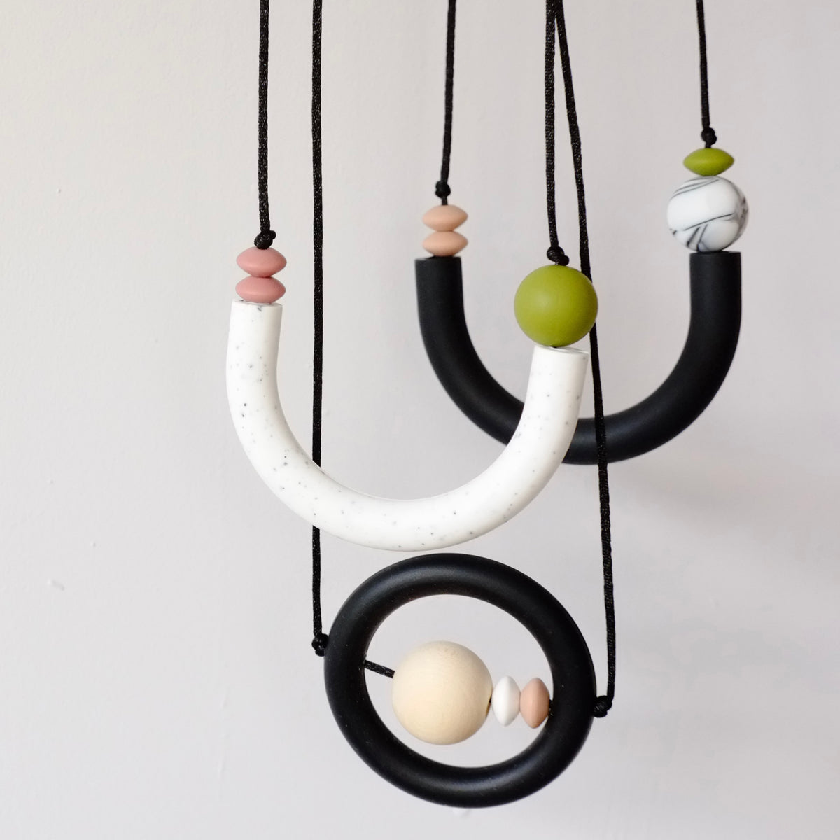 The Dot - Teething Necklace for Parents