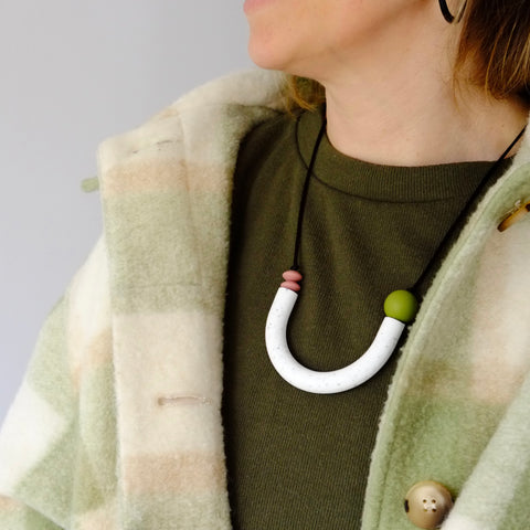 The Nora - Teething Necklace for Parents